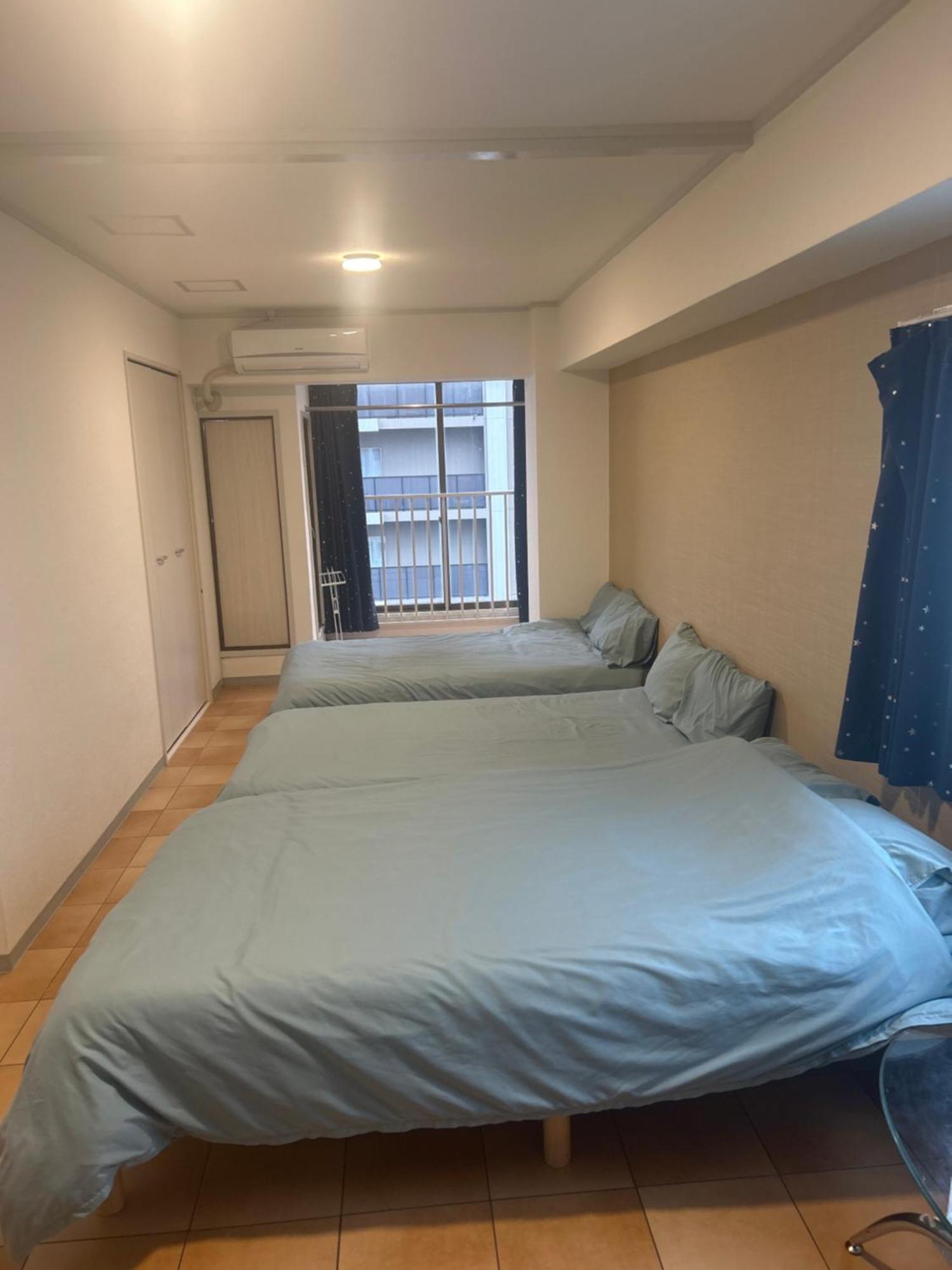 Large Room By Kuromon Market โอซาก้า ภายนอก รูปภาพ